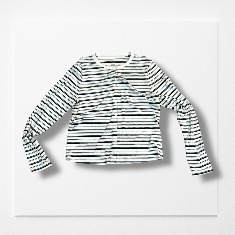 AMERICAN EAGLE Long Sleeved Button Closure Knit Top, Size XL